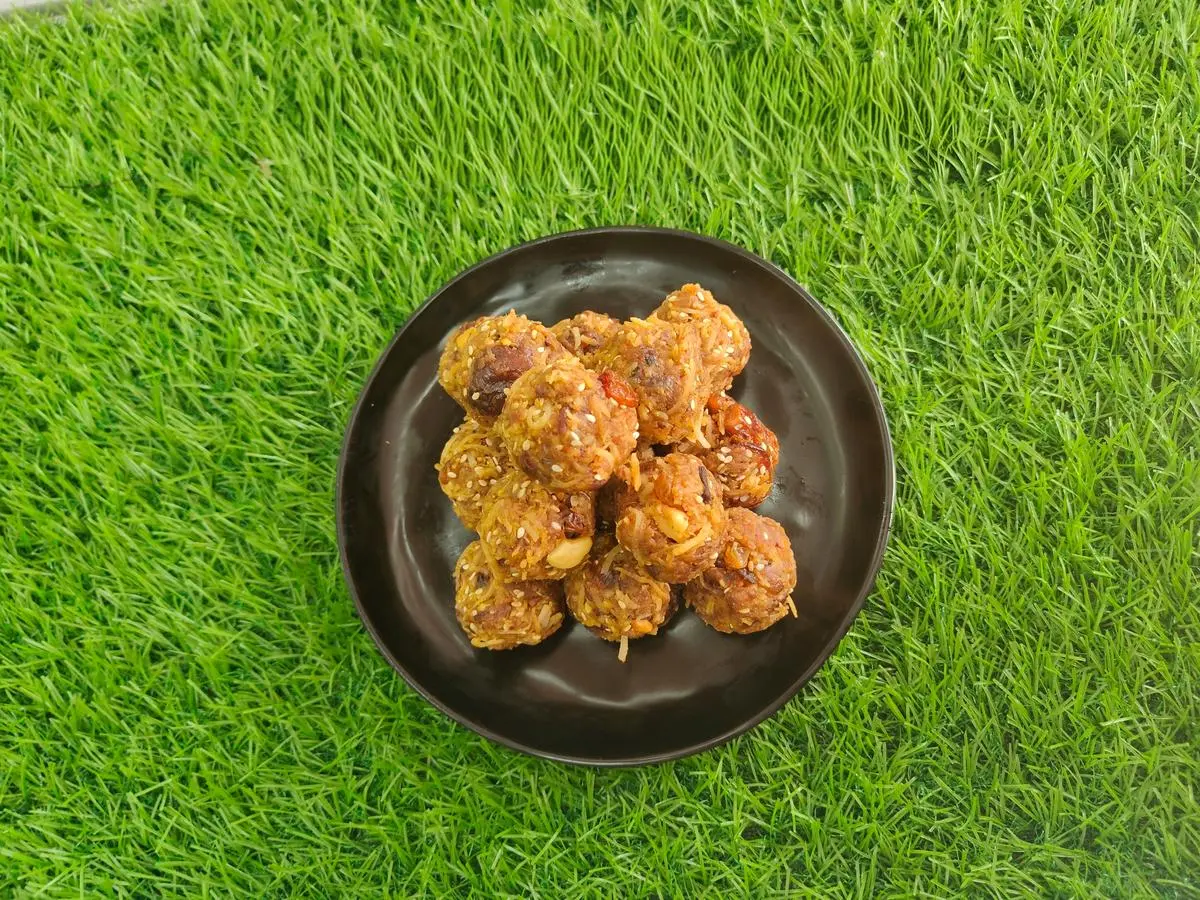Dry Fruits Laddu